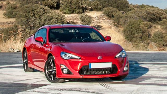 Toyota Service in Topeka, KS | Doug's Service Center
